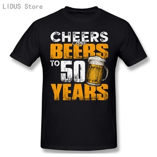 เสื้อยืดคอกลม พิมพ์ลาย Cheers And Beers To 50 Th Years Old 50Th สไตล์ฮาราจูกุ แฟชั่นคลาสสิก สําหรับผู้ชาย คู่รัก