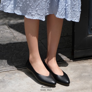 สินค้า 𝐌𝐈𝐍𝐈𝐌𝐀𝐋𝐈𝐒𝐓 รองเท้าหนังแกะ รุ่น Veneta (black) มีซัพพอร์ต พื้นไม่บาง