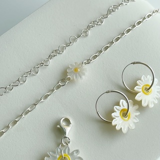 สินค้าใหม่ cchershop : silver925 collection daisy ต่างหูดอกไม้เดซี่ เปลือกหอย สร้อยข้อมือหัวใจ เงินแท้