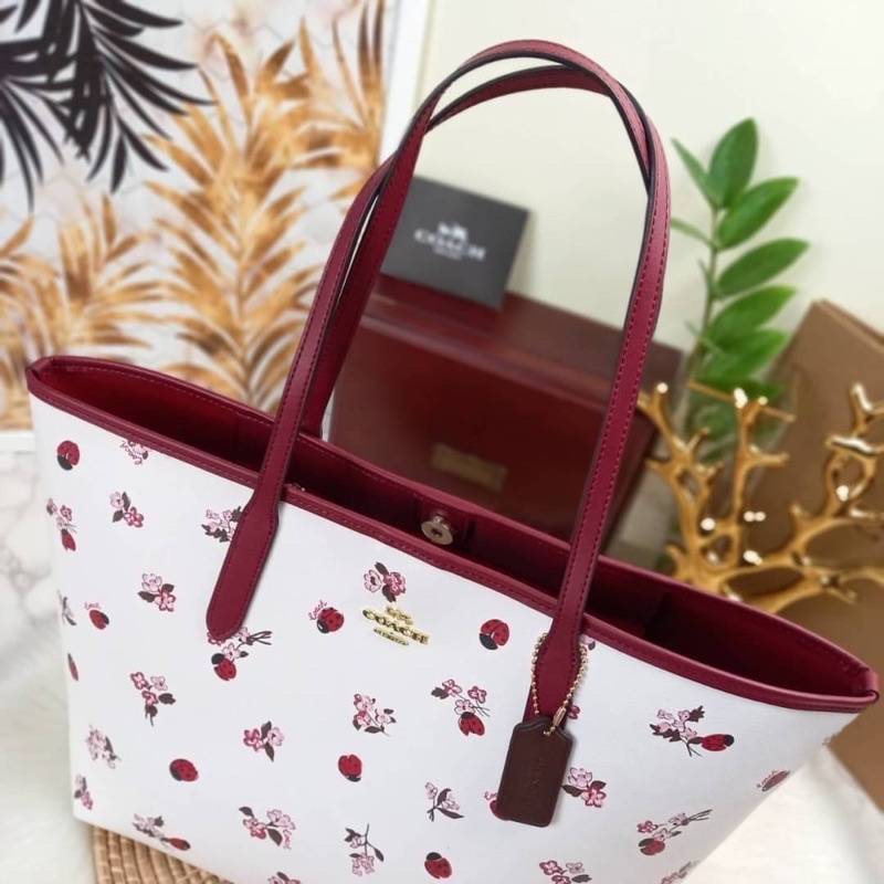 coach-c7272-city-tote-with-ladybug-floral-print
