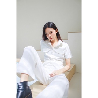 สินค้า Blooming Jumpsuit White 🤍🤍🤍