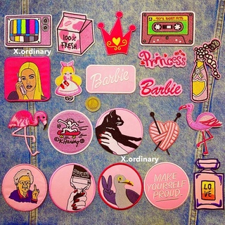 ภาพหน้าปกสินค้าตัวรีด ตัวรีดติดเสื้อ อาร์ม barbie บาร์บี้ ตัวปัก diy ตกแต่ง ชมพู pink ที่เกี่ยวข้อง