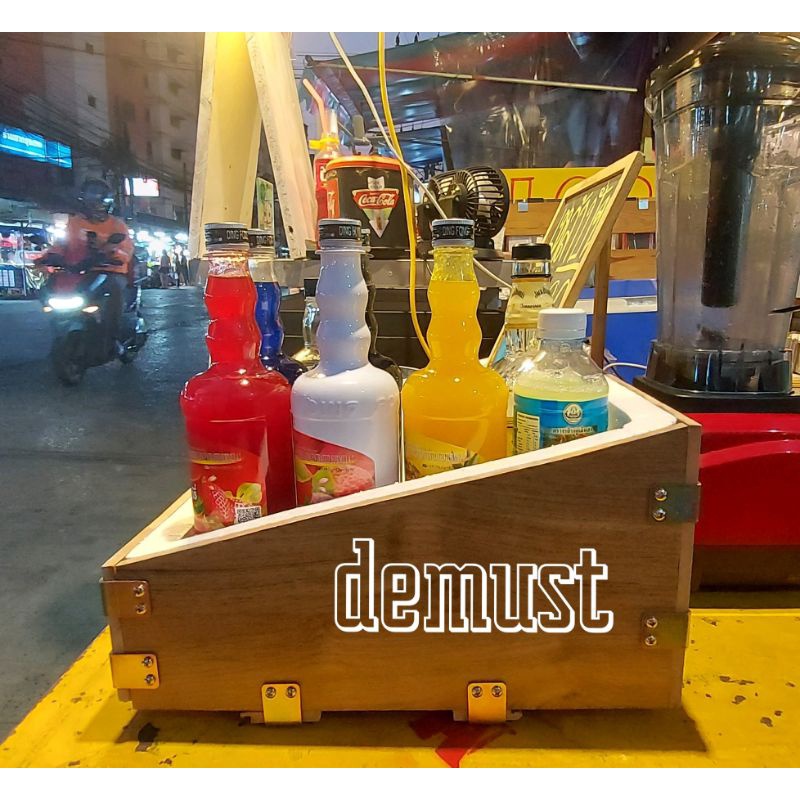 ภาพหน้าปกสินค้ากระบะไม้พร้อมโฟมโชว์สินค้า จากร้าน demust1980 บน Shopee