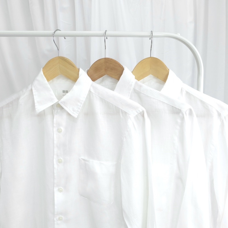 เสื้อเชิ้ต-uniqlo-premium-linen-ผ้าพรีเมียมลินิน-100-สวยมาก-รุ่นเดียวกับในช้อป-คุณภาพดีเยี่ยม-ไร้ตำหนิ