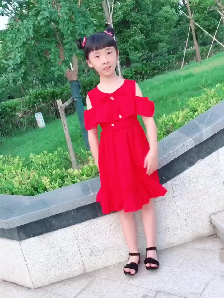 เสื้อผ้าเด็กชุดเดรสเด็กผู้หญิงฤดูร้อน-2022-ใหม่เวอร์ชั่นเกาหลีชุดเจ้าหญิงเด็กฤดูร้อนสาวน้อยเกาะอกกระโปรงน้ำ