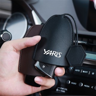 ภาพหน้าปกสินค้าซองใส่กุญแจอัตโนมัติ Toyota Yaris 2010- ตอนนี้พวงกุญแจหนังกุญแจรีโมท ที่เกี่ยวข้อง