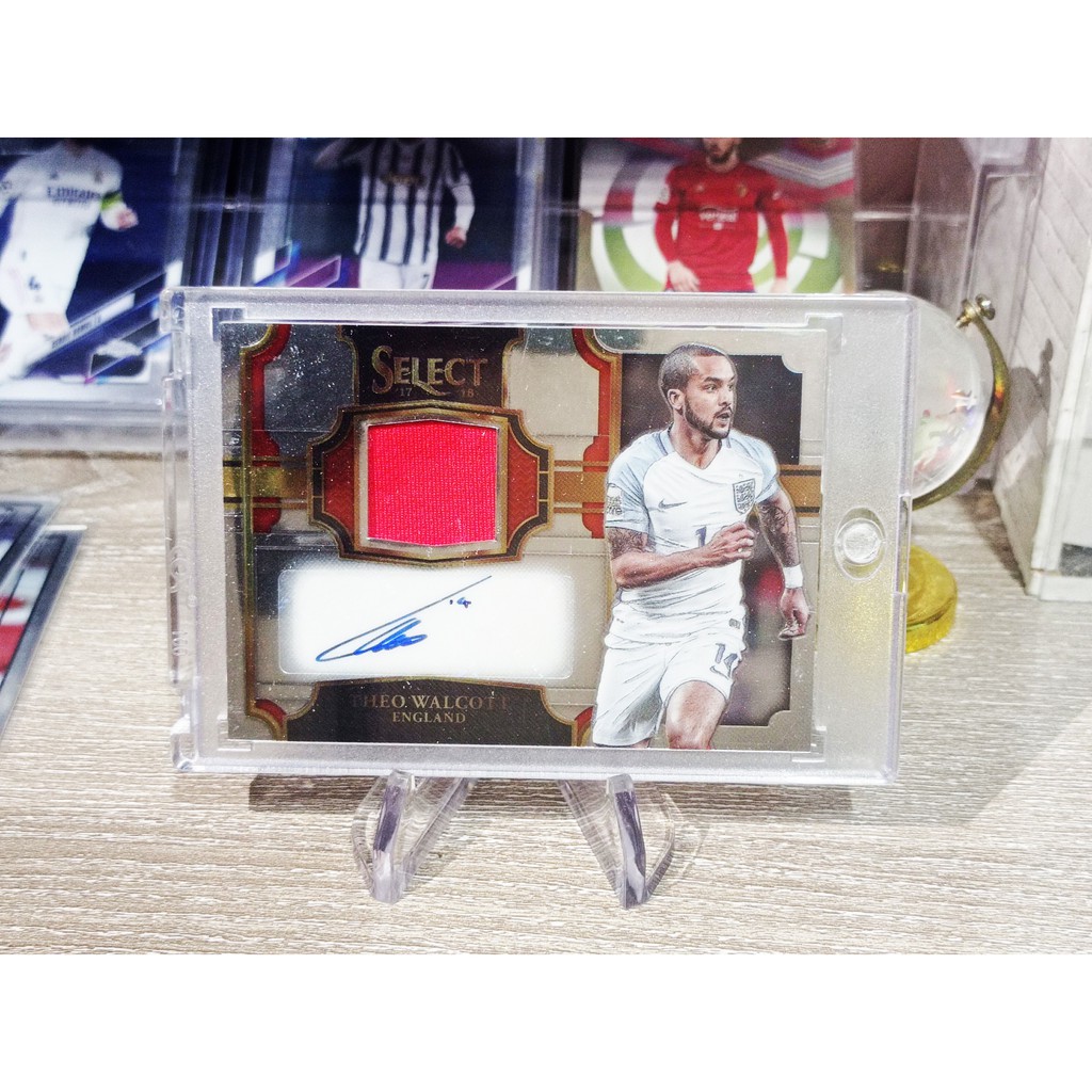 การ์ดนักฟุตบอล 2017-18 Select Jersey Autograph Theo Walcott #JA-TW 149/