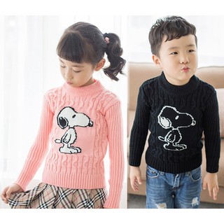 เสื้อกันหนาวเด็ก 1-4 ปี snoopy สนูปปี้ เสื้อไหมพรมเด็ก เสื้อกันหนาว เสื้อไหมพรม เด็ก สีดำ สีชมพู ไหมพรม shopee