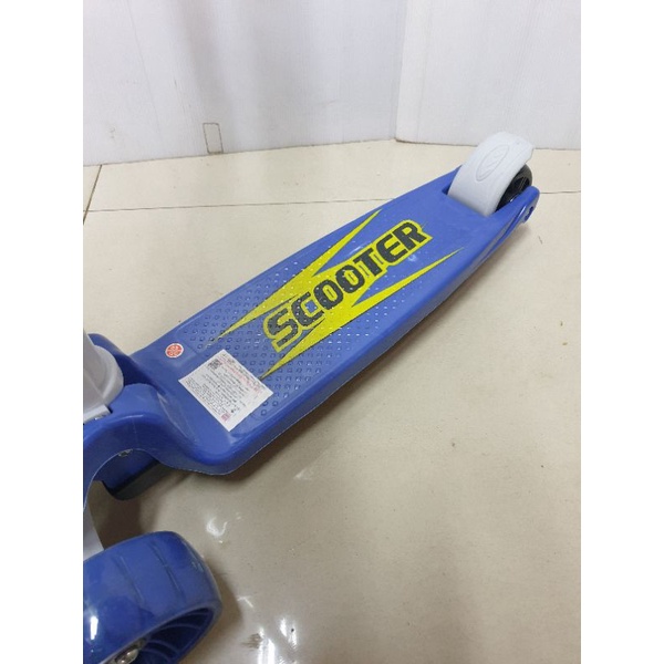 สกู๊ตเตอร์-2-in-1-รุ่น-แพนด้า-เป็นทั้งรถขาไถ-และสกู๊ตเตอร์-มีเสียงเพลง-มีไฟ-ล้อมีไฟ-ct-mvl