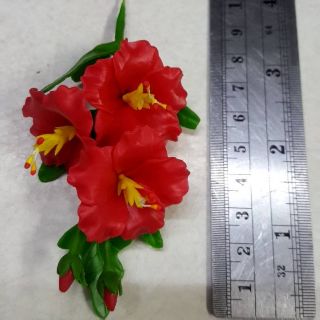 ช่อดอกชบาแดงปลายก้านลวด ดอกไม้ดินไทย /ราคาต่อ 1 ชิ้น