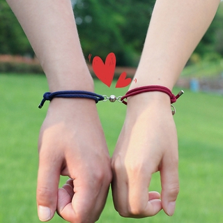 ภาพหน้าปกสินค้าสร้อยข้อมือเชือกแฮนด์เมด สําหรับผู้ชาย และผู้หญิง ที่เกี่ยวข้อง