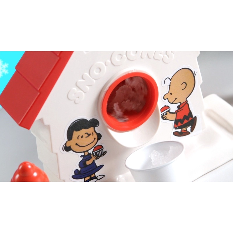 snoopy-sno-cone-machine-by-cra-z-art-make-tasty-sno-cones-fast-and-easy