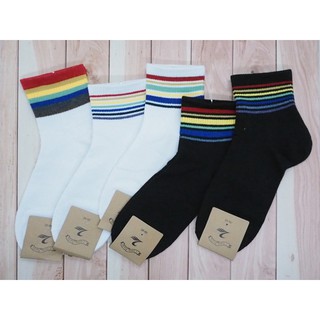 ภาพหน้าปกสินค้า🏳‍🌈 ถุงเท้าแฟชั่นวินเทจ โอลสคูล old school สีขาว สีดำ แถบรุ้ง rainbow แนวสตรีท 🌈 ที่เกี่ยวข้อง