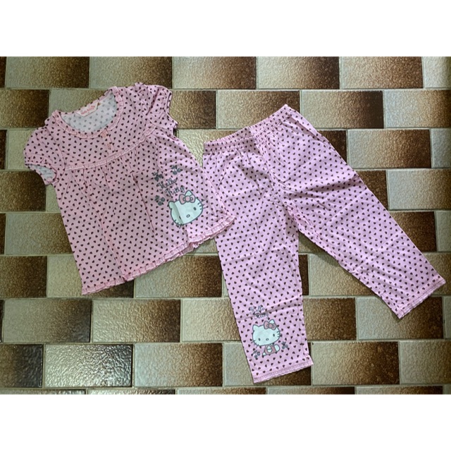 ชุดนอนเด็กแขนสั้นขายาว-sanrio-kitty-size-95-มือ1-ของแท้-พร้อมส่ง