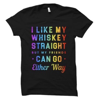 เสื้อยืดผู้ชาย GILDAN เสื้อยืด ทรงตรง พิมพ์ลาย I Like My Whiskey สําหรับผู้ชาย และผู้หญิง S-5XL