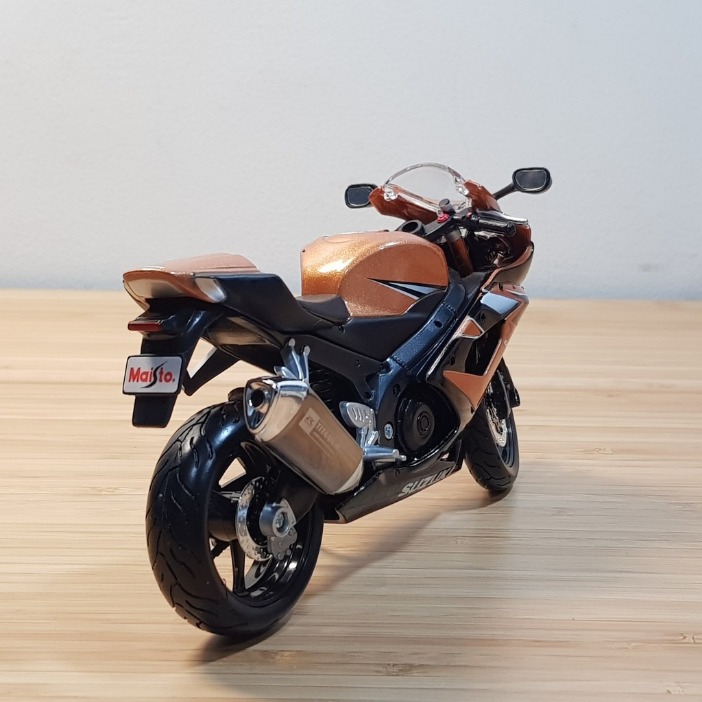 model-motorcycle-1-12-suzuki-gsx-r1000