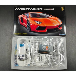 FUJIMI 1/24 Lamborghini Aventador LP700-4 (โมเดลรถยนต์ Model DreamCraft)