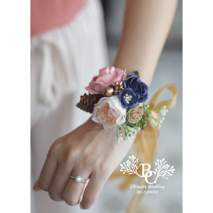 ชุดโลลิต้า-พลอยกลม-พร้อมส่ง-ข้อมือเพื่อนเจ้าสาว-i-ดอกไม้ผูกข้อมือเพื่อนเจ้าสาว-i-ริบบิ้นผูกข้อมือ-i-bridesmaid-i-wrist