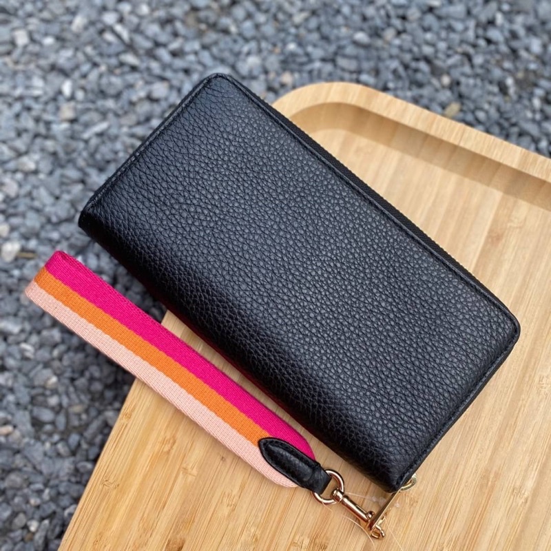 สด-ผ่อน-กระเป๋าสตางค์ซิปรอบ-สีดำ-มีสายสปอร์ตคล้อง-coach-c8277-long-zip-around-wallet