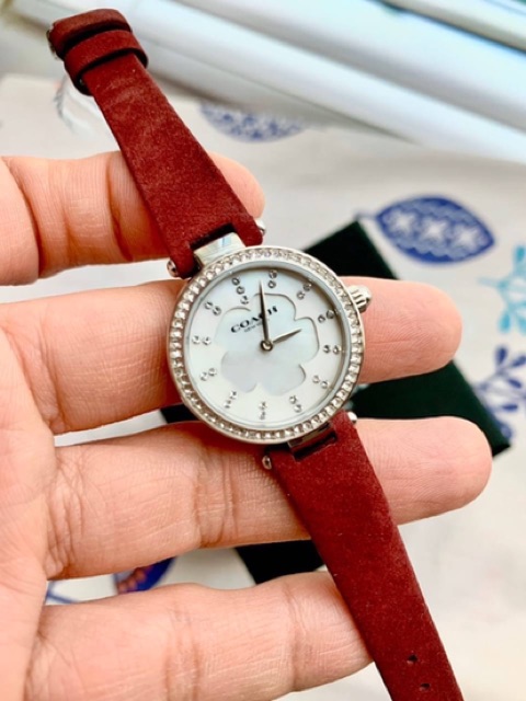 ผ่อน0-นาฬิกา-coach-womens-modern-luxury-watch-quartz-mineral-crystal-14503102-สายกำมะหยี่-สีแดง-หน้าปัดขาวมุก-26-mm