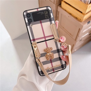 เคสโทรศัพท์มือถือหนัง PU กันกระแทก ลายหมี พร้อมสายคล้องข้อมือ สําหรับ Samsung Galaxy Z Flip 4 Z Flip 3 5G Z Flip 3 Zflip4