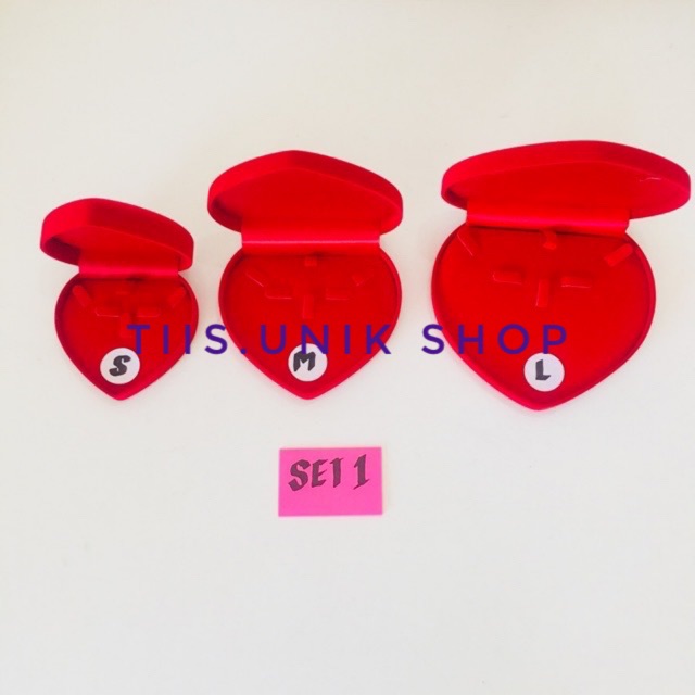 กล่องใส่เครื่องประดับ-set-1-กำมะหยี่-สีแดง-แดง-ขนาด-s-m-l-รวม-3-ชิ้น-หรือจะซื้อชิ้นเดียว-size-s-m-l-ได้-มีสต๊อก-พร้อมส่ง