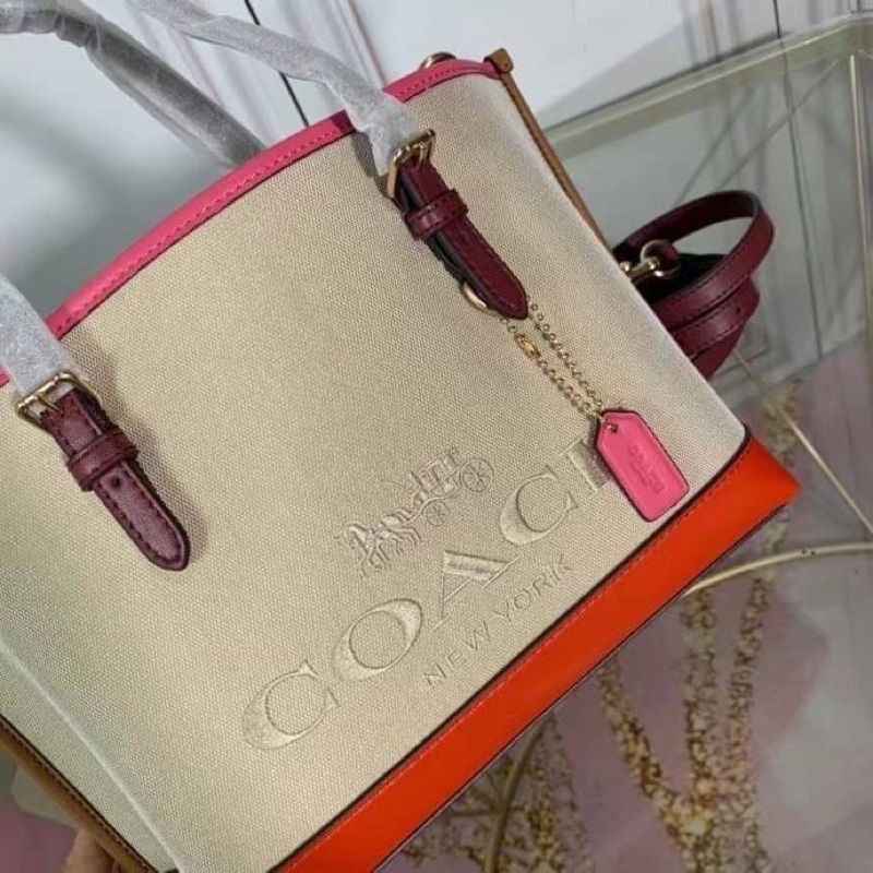 coach-mollie-tote-25