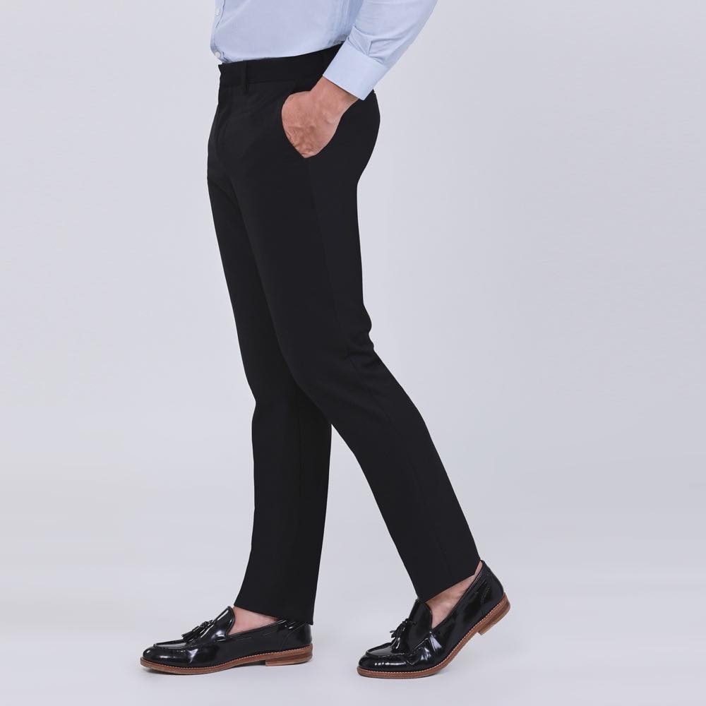 ภาพหน้าปกสินค้าS'fare กางเกงทำงานผู้ชาย สีดำ ผ้าทอเรียบ ทรง Slim Fit จากร้าน okayshopna บน Shopee