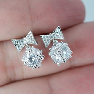 AC_Jewelry ต่างหูเพชร CZ Diamond รูปโบว์ร้อยเพชรเม็ดใหญ่ ตัวเรือนเงินโรเดียม ไม่ลอกไม่ดำ ขนาด 10x10 mm
