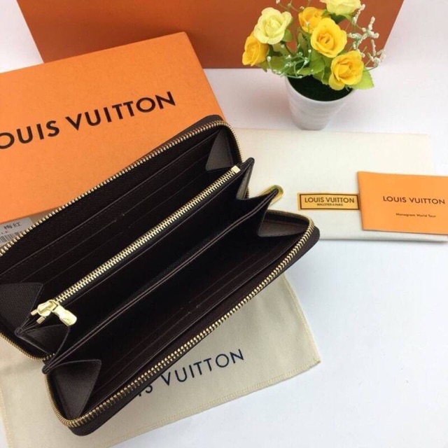 กระเป๋าสตางค์-louis-vuitton-wallet