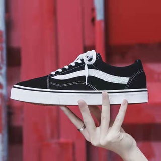 ภาพหน้าปกสินค้า（พร้อมส่ง）พร้อมกล่อง Vans oldskool แวนโอสคูล มี 5 สีมีเก็บเงินปลายทาง รองเท้าแวน รองเท้าผ้าใบแวน รองเท้าVans แวนโอ แวน X ที่เกี่ยวข้อง