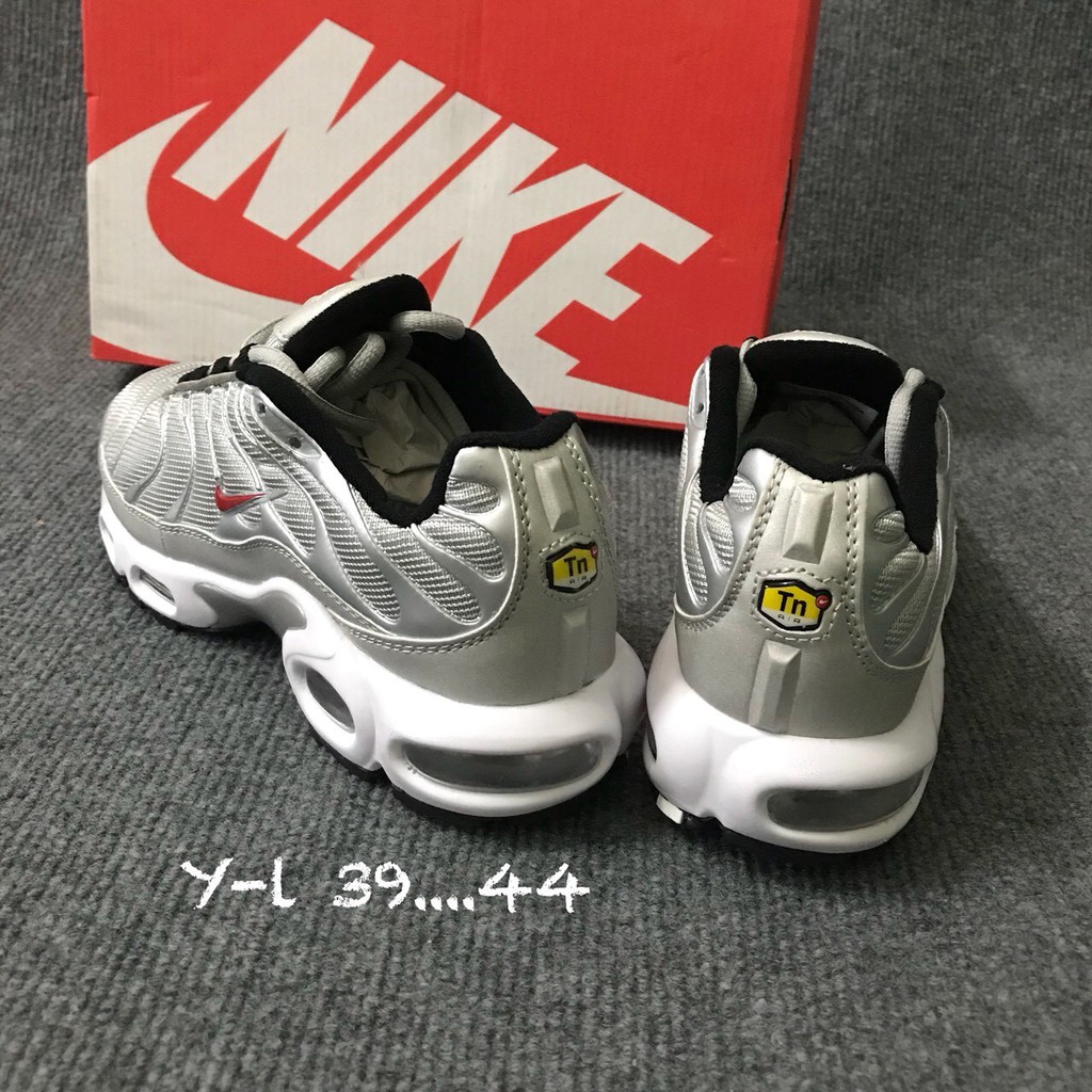 nike-air-vapormax-plus