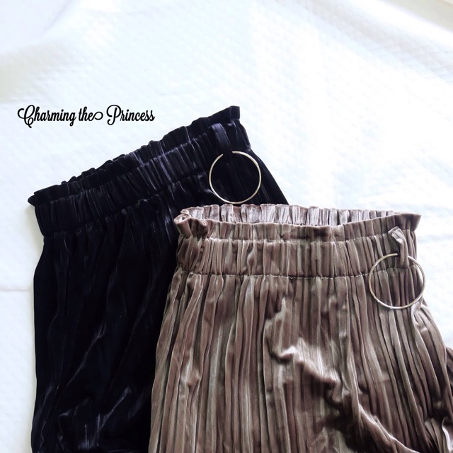 on-sale-grand-velvet-pants