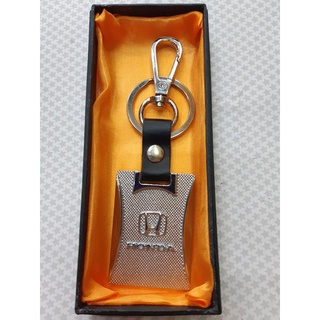 พวงกุญแจ โลโก้HONDA (หน้าเงินหลังหนังดำ) ยาว11cm