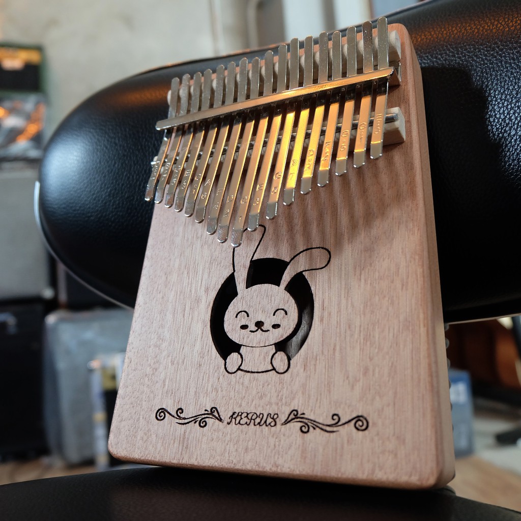 ส่งไทย-คาลิมบา-เปียโนนิ้วมือ-17-คีย์-ทำจากไม้-bamboo-kalimba-ของขวัญ-ของขวัญปัจฉิม-ของขวัญให้แฟน-ของขวัญให้เพื่อน