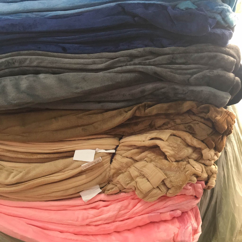 ภาพสินค้าผ้าห่มนาโน 6 ฟุต สีพื้น 180*200 ซม. มีให้เลือก 9 สี จากร้าน bestnightshop บน Shopee ภาพที่ 5