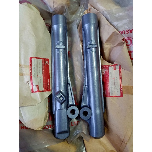 กระบอกโช๊คหน้า-honda-ดรีม100-ของเเท้ใหม่เก่าเก็บ