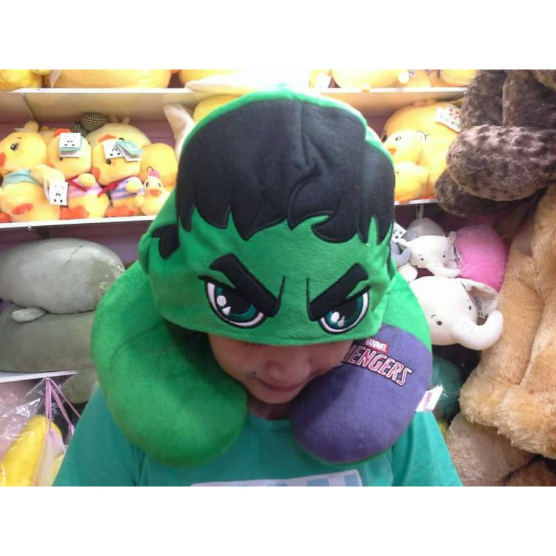 ภาพหน้าปกสินค้าหมอนรองคอมีหมวกอเวนเจอร์ ธอร์ ฮัค Thor Hulk จากร้าน mujumijishop บน Shopee