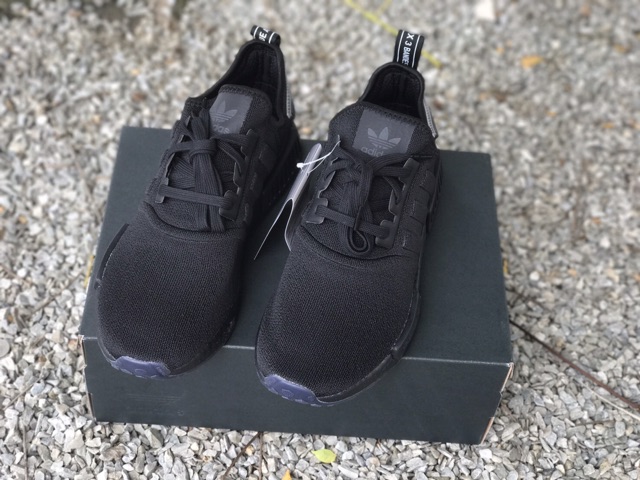 ส่งฟรีems-adidas-n-nmd-r1-triple-black-แท้