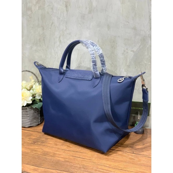 longchamp-le-pliage-neo-size-m