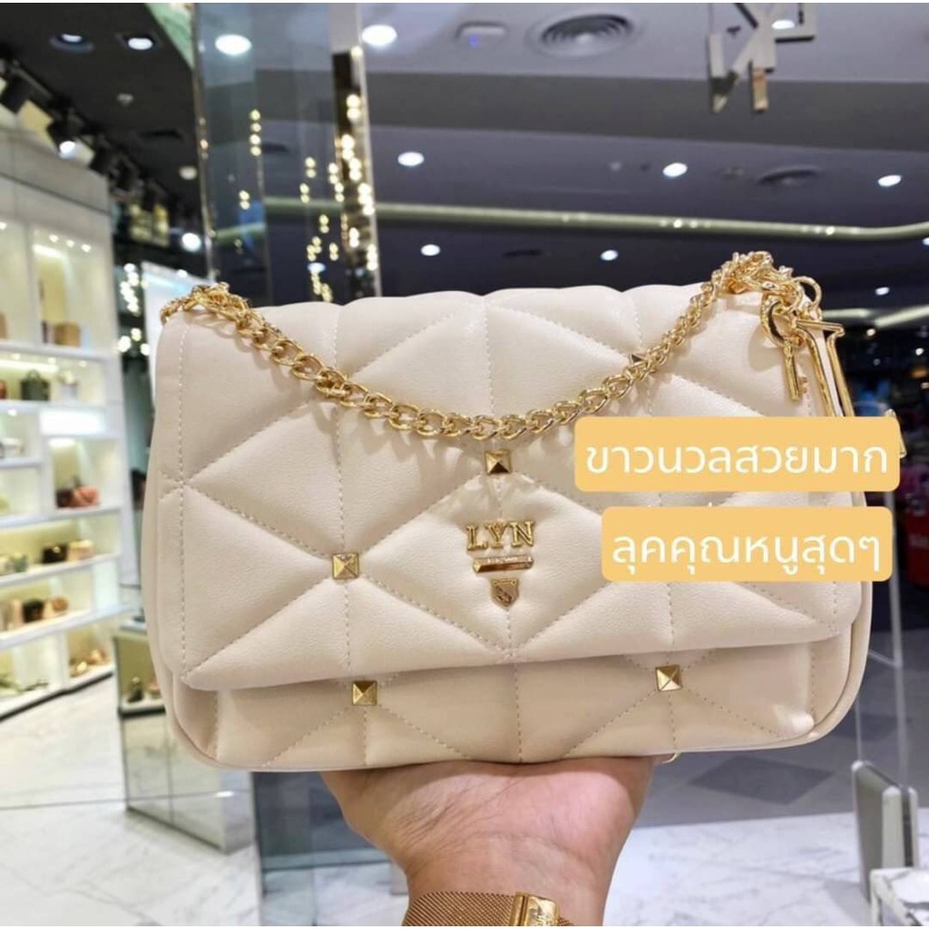 แถมถุงกระดาษ-พร้อมส่ง-งานแท้-outlet-ถูกกว่าช้อปจ้า-สะพายข้าง-lynaround-bag-สีขาว