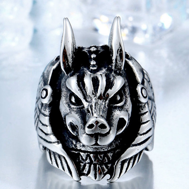 ภาพหน้าปกสินค้าแหวนแฟชั่นวินเทจ amulet Viking Punk Wolf God Man Ring