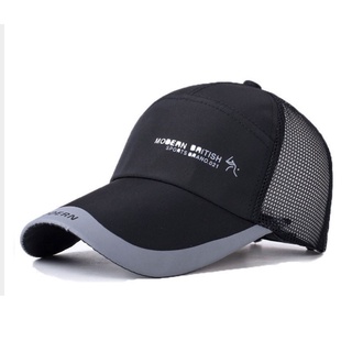 ภาพหน้าปกสินค้าหมวกกันแดด, หมวกกีฬา, หมวกตกปลาสำหรับเดินทาง Men\'s baseball cap หมวกเบสบอล สไตล์เกาหลี แฟชั่นสำหรับผู้ชาย ที่เกี่ยวข้อง