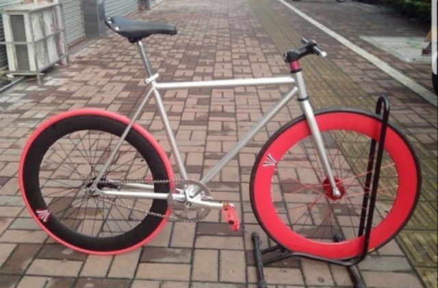 ล้อสำเร็จพร้อมใช้-fixgear-หน้า-หลัง-700c-ต้องการใส่ยางเพิ่มแจ้งทางchat-เพิ่มเงิน