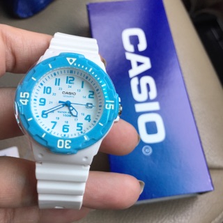 นาฬิกาข้อมือ Casio Standard Analog Lady รุ่น LRW-200H-2BVDF นาฬิกาข้อมือผู้หญิง