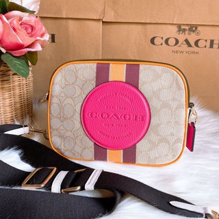 🎀 (สด-ผ่อน) กระเป๋าสะพาย 8 นิ้ว ชมพู COACH 1912 Dempsey Camera Bag In Signature Jacquard With Stripe And Coach Patch