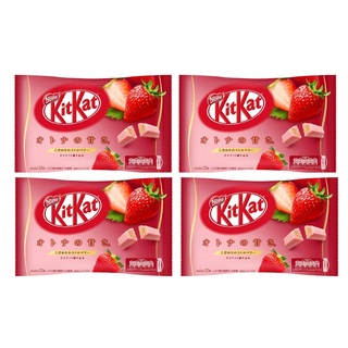 NESTLE KIT KAT เวเฟอร์ เนสท์เล่ คิท แคท รสสตรอเบอร์รี่ สูตรผงน้ำสตรอว์เบอร์รี่ และเนื้อสตรอว์เบอร์รี่อบแห้ง 4 ถุง ถุงละ