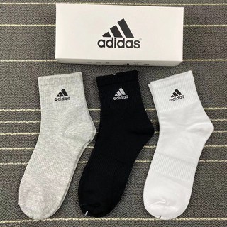 สินค้า Ad​ Socks 5 Pairs in a Box ถุงเท้าข้อสั้นเนื้อนุ่ม(1กล่อง มี 5 คู่）