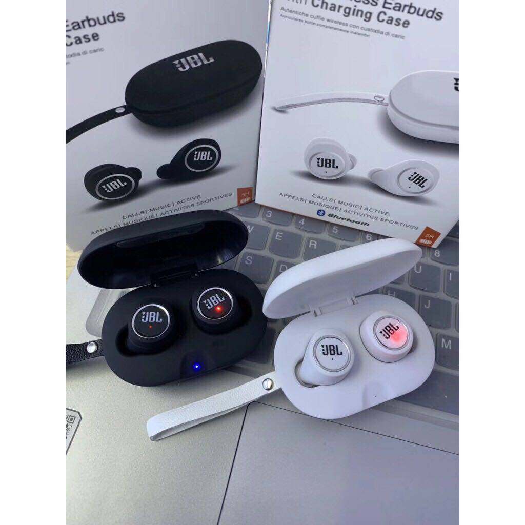 ภาพหน้าปกสินค้าTWS FREE X8หูฟังบลูทูธ 5.0+EDR TWS หูฟังไร้สาย กันน้ำIPX7 หูฟังกีฬา หูฟังออกกำลังกาย หูฟังคู่ Bluetooth 5.0 กล่องชารจ์ ห จากร้าน aa0857a บน Shopee