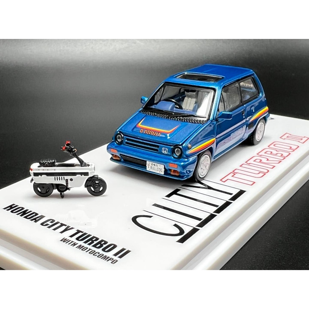 inno64-honda-city-turbo-ii-blue-mod-version-with-white-motocompo